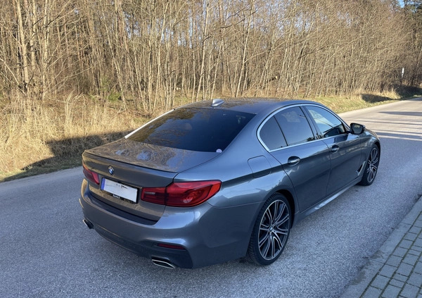 BMW Seria 5 cena 149900 przebieg: 119000, rok produkcji 2017 z Kielce małe 667